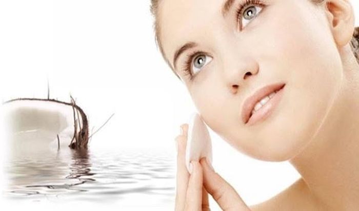 Dầu dừa dùng để trị mụn sưng đỏ cấp tốc