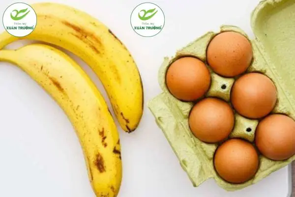 Mặt nạ chuối và trứng gà giúp dưỡng ẩm, hỗ trợ mờ nám